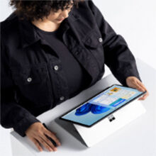 Microsoft-Surface-Laptop-Studio-1TB-mit-Intel-i7-amp-32GB-RAM---platin-8